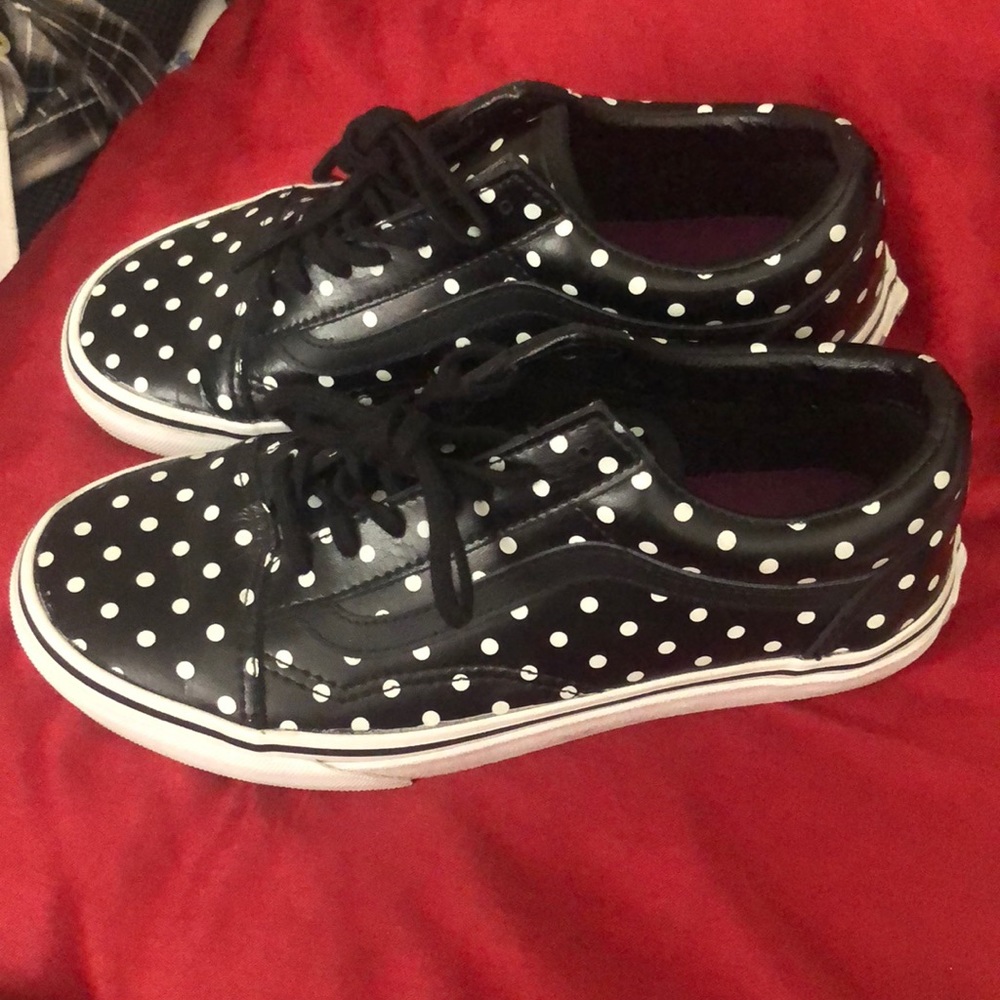 Vans - Picture 3 of 4